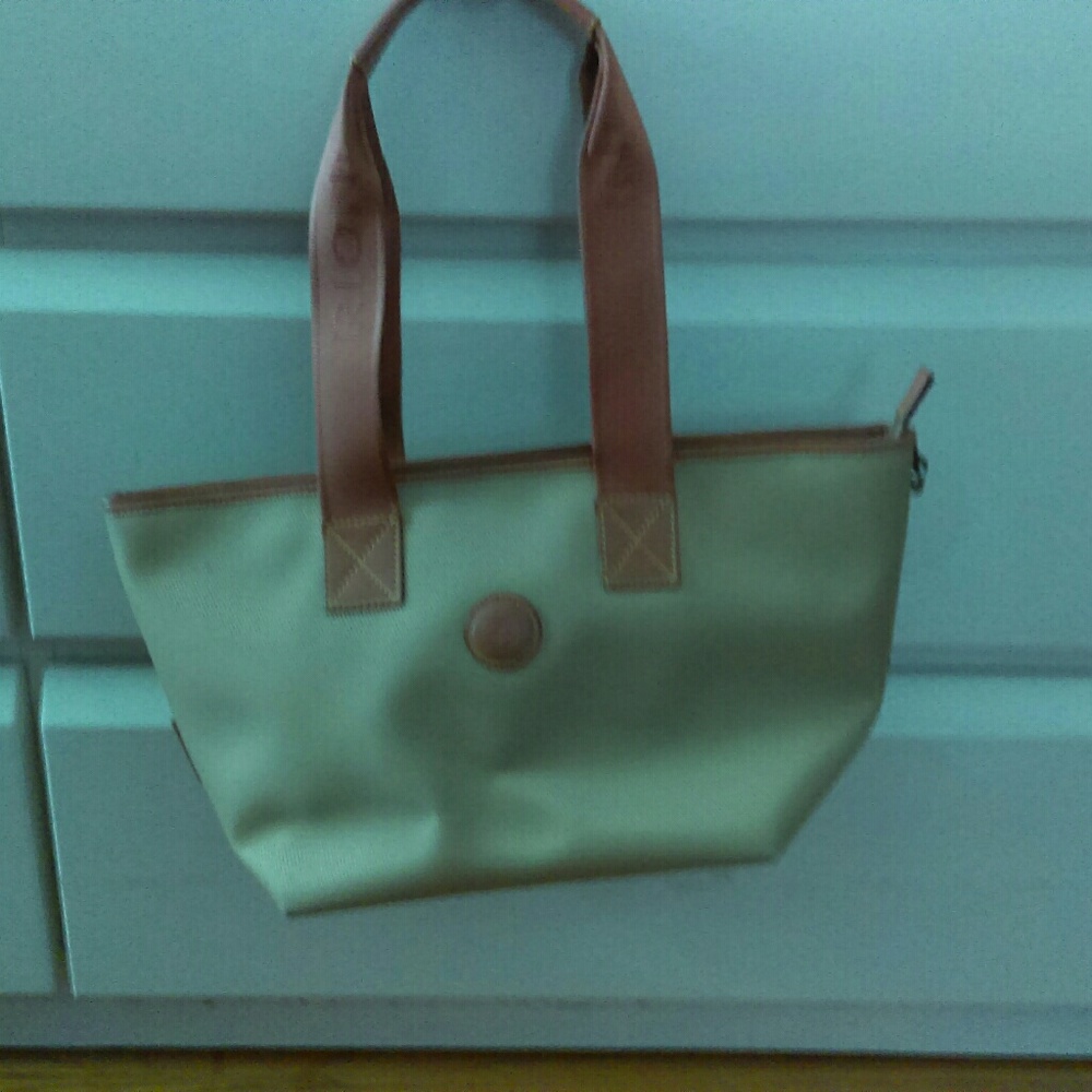 Rioni Tan Lady bag